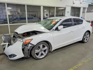 Acura ILX 2.0L 4 2013