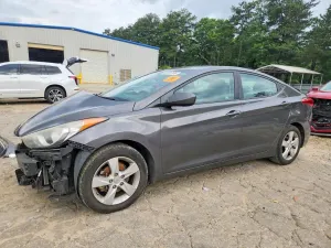 Hyundai Elantra 1.8L 4 2013