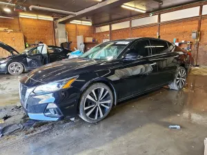 Nissan Altima 2.5L 4 2020