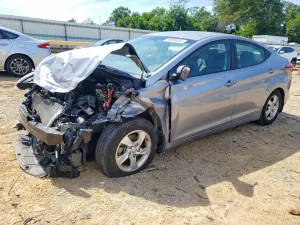 Hyundai Elantra 1.8L 4 2015