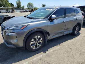 Nissan Rogue 2.5L 4 2021