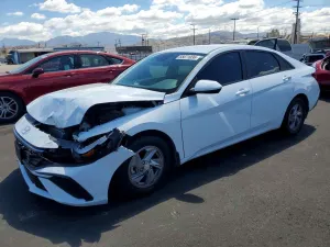 Hyundai Elantra 2.0L 4 2025