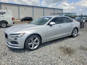 Volvo S90 2.0L 4 2018