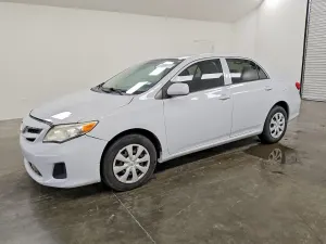 Toyota Corolla 1.8L 4 2013