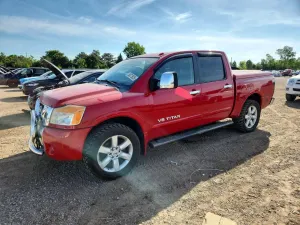 Nissan Titan 5.6L 8 2011