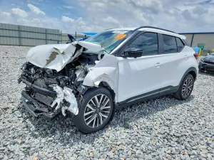 Nissan Kicks 1.6L 4 2022