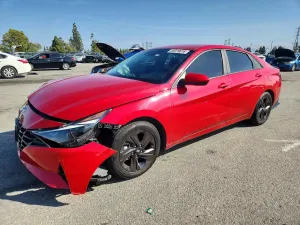 Hyundai Elantra 2.0L 4 2021