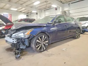 Nissan Altima 2.5L 4 2019
