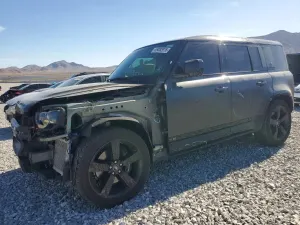 Land Rover Defender 5.0L 8 2023