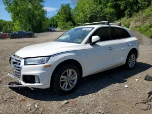 Audi Q5 2.0L 4 2020