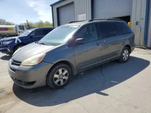 Toyota Sienna CE 3.3L 6 2005