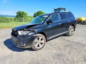 Toyota Highlander 3.5L 6 2013