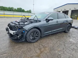 Kia K5 2.5L 4 2026