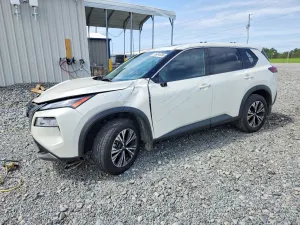 Nissan Rogue 2.5L 4 2021