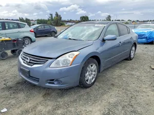 Nissan Altima 2.5L 4 2010