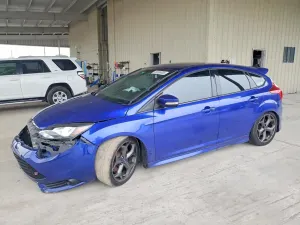 Ford Focus 2.0L 4 2014
