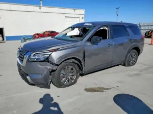 Nissan Pathfinder 3.5L 6 2024