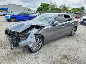 Infiniti Q50 3.0L 6 2017