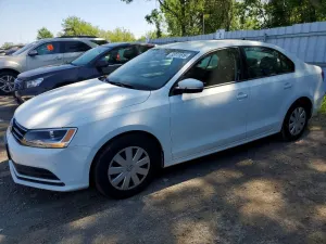 Volkswagen Jetta 1.4L 4 2016