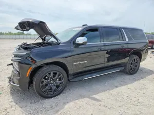 Chevrolet Suburban 5.3L 8 2026