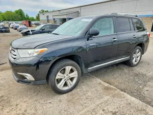Toyota Highlander 3.5L 6 2013
