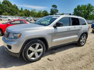 Jeep Grand Cherokee 5.7L 8 2013