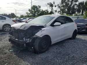 Hyundai Elantra 2.0L 4 2016