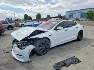 Tesla Model S 2022