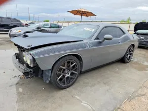 Dodge Challenger 5.7L 8 2017