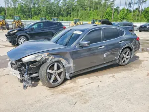 Infiniti M37 3.7L 6 2013