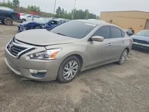 Nissan Altima 2.5L 4 2015