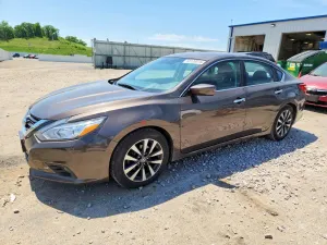 Nissan Altima 2.5L 4 2017