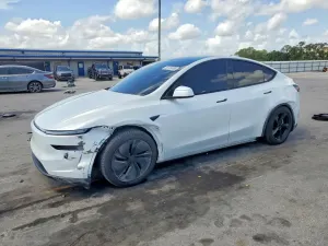 Tesla Model Y 2026