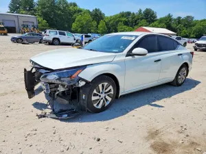 Nissan Altima 2.5L 4 2022