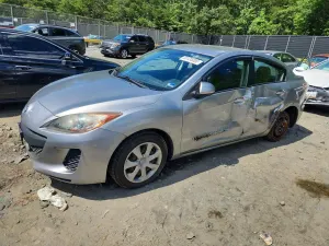 Mazda 3 2.0L 4 2013