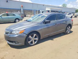 Acura ILX 2.0L 4 2013