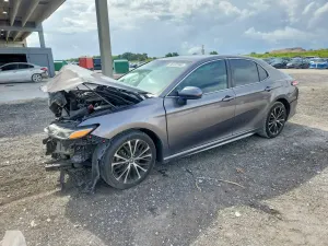 Toyota Camry 2.5L 4 2020