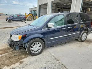 Chrysler Town & Country 4.0L 6 2010