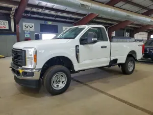 Ford F-250 6.8L 8 2023