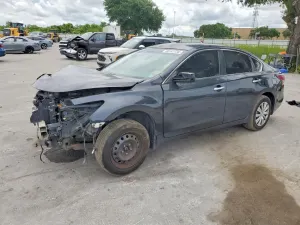 Nissan Altima 2.5L 4 2015