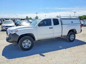 Toyota Tacoma 2.7L 4 2021