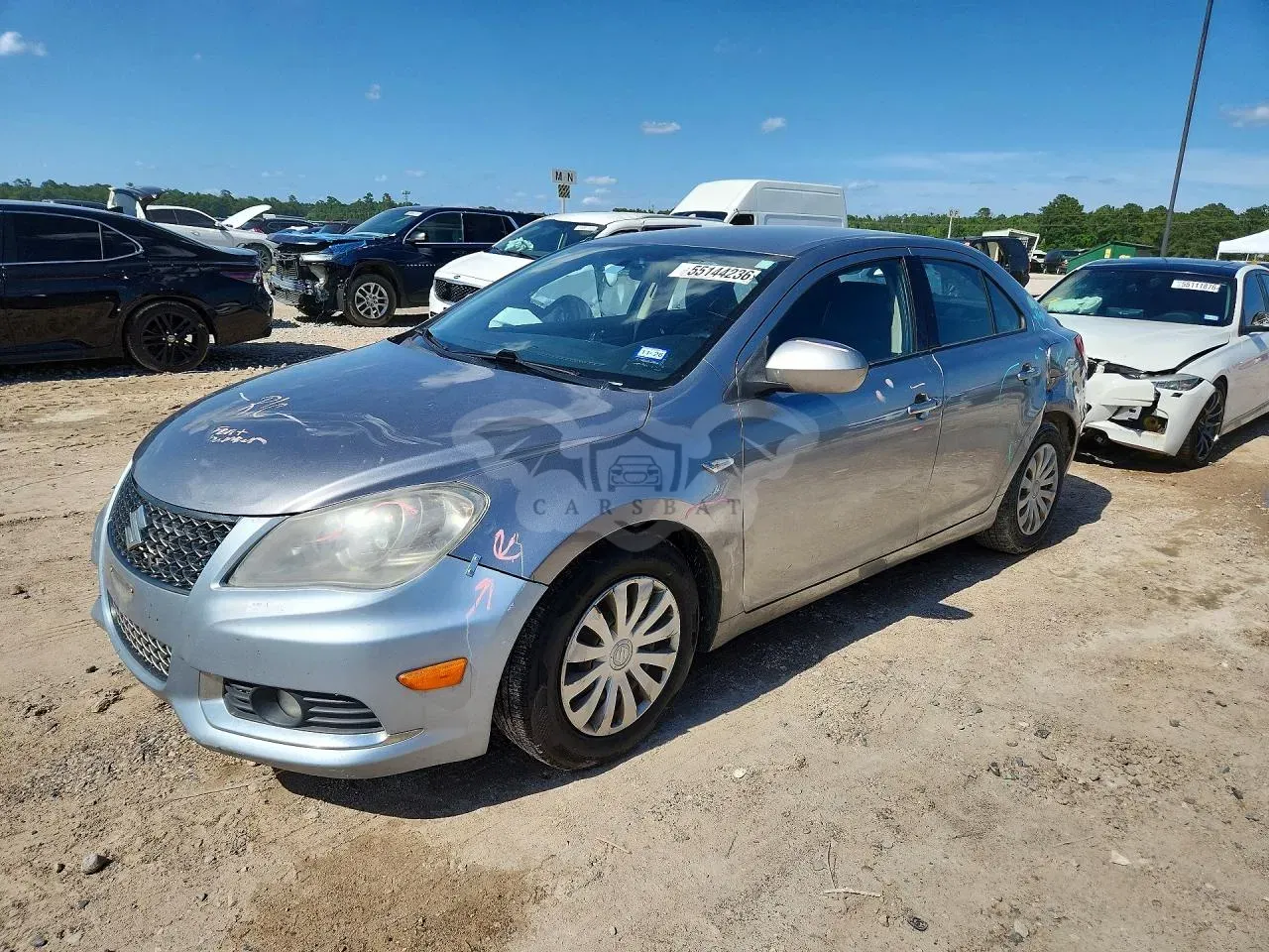 Suzuki Kizashi 2.4L 4 2012