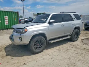 Toyota 4Runner 4.0L 6 2021