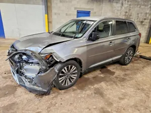 Mitsubishi Outlander 2.4L 4 2019