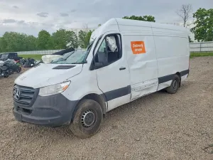 Mercedes-Benz Sprinter 2.0L 4 2025