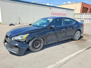Nissan Altima 2.5L 4 2020
