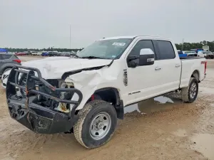 Ford F-250 6.7L 8 2017