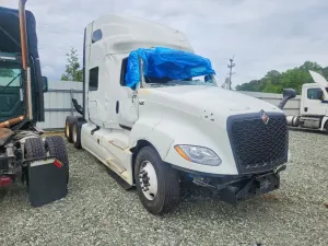 International LT Series 15.0L 6 2025