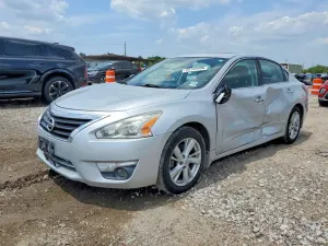 Nissan Altima 2.5L 4 2015