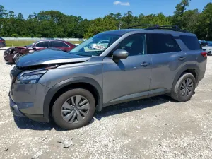 Nissan Pathfinder 3.5L 6 2025